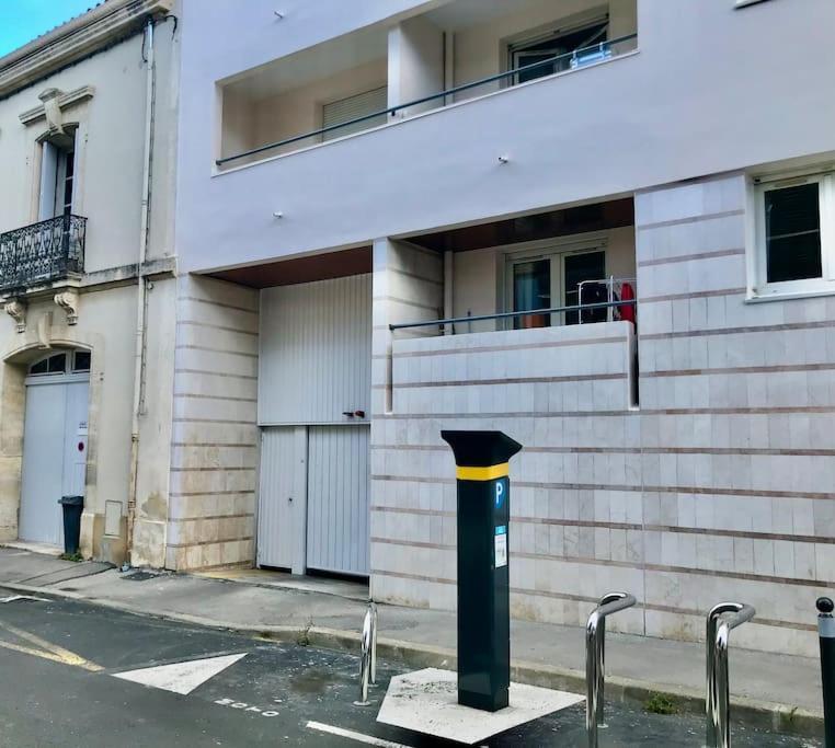 T2 Beaux Arts Parking Prive Gratuit Apartment Montpellier Exterior photo